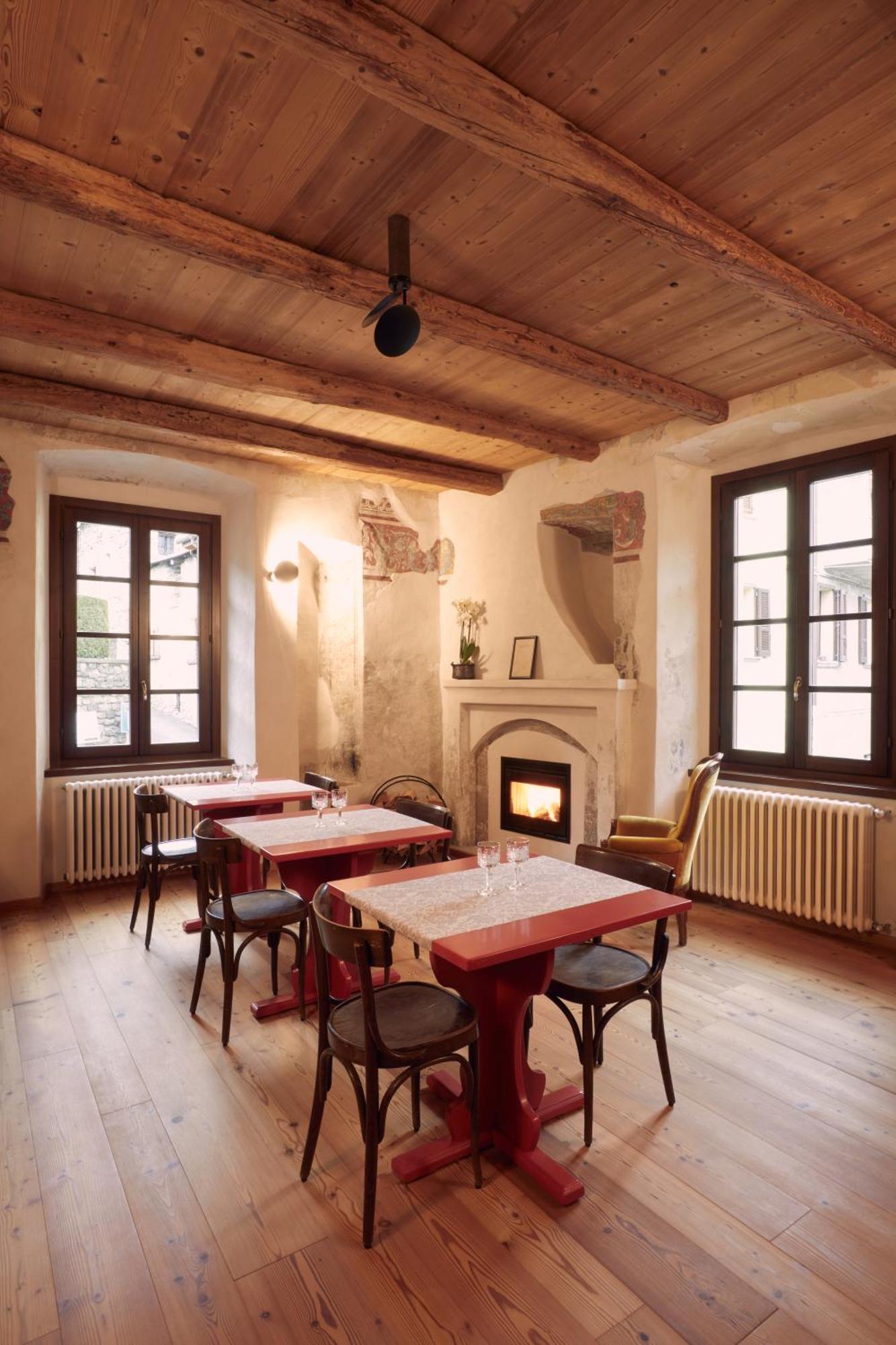 Bed and Breakfast Le Corti Dei Sassi Berbenno di Valtellina Екстер'єр фото